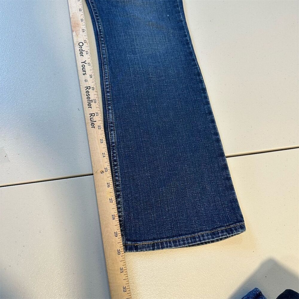 Levi's Women's Too Super Low 524 Bootcut Jeans Size 13 Blue Dark Wash - Picture 13 of 15